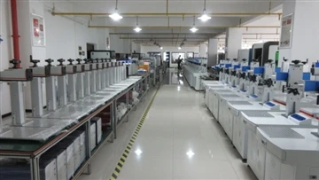 Mesin pemotong presisi laser